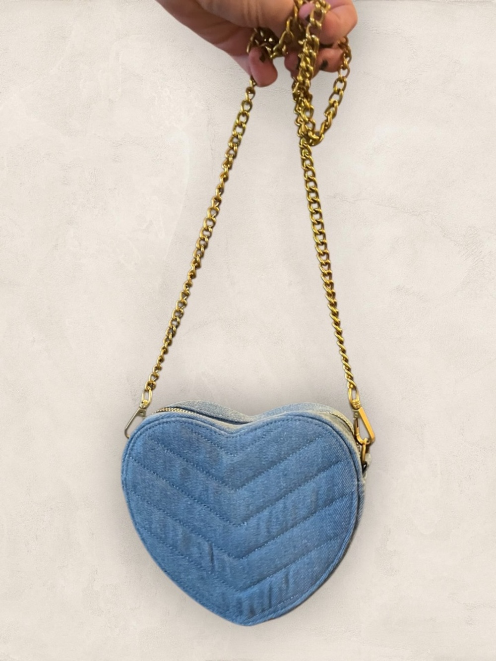 Heart Shaped Denim Crossbody Bag Quilted Blue w Chain & Extra Straps - Picture 8 of 13